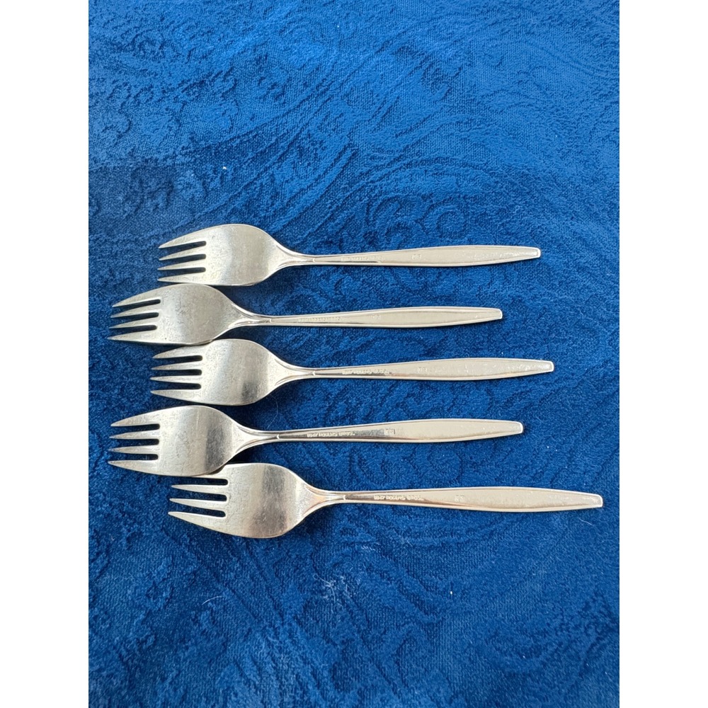 1847 Rogers Bros Carino Silverplate Cocktail Forks Set of 5 Vintage MCM Textured - Picture 7 of 9